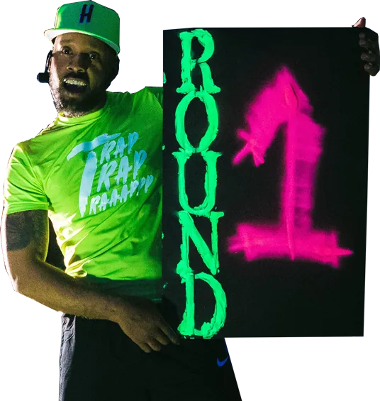 Mike Starr holding Round 1 card at Trap Boxing Atlanta