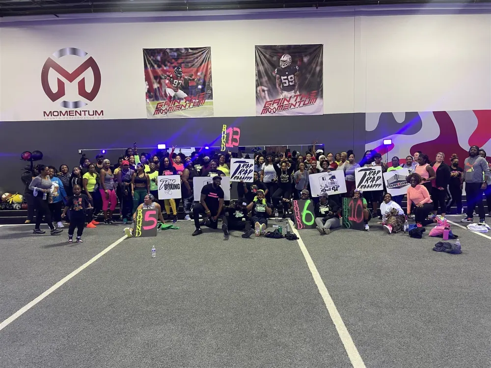 Large Trap Boxing Atlanta group at Momentum gym